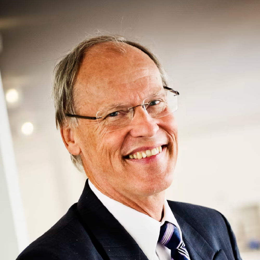 Founder of the Year Honorary Award 2013, Sten K Johnson - Midway Holding