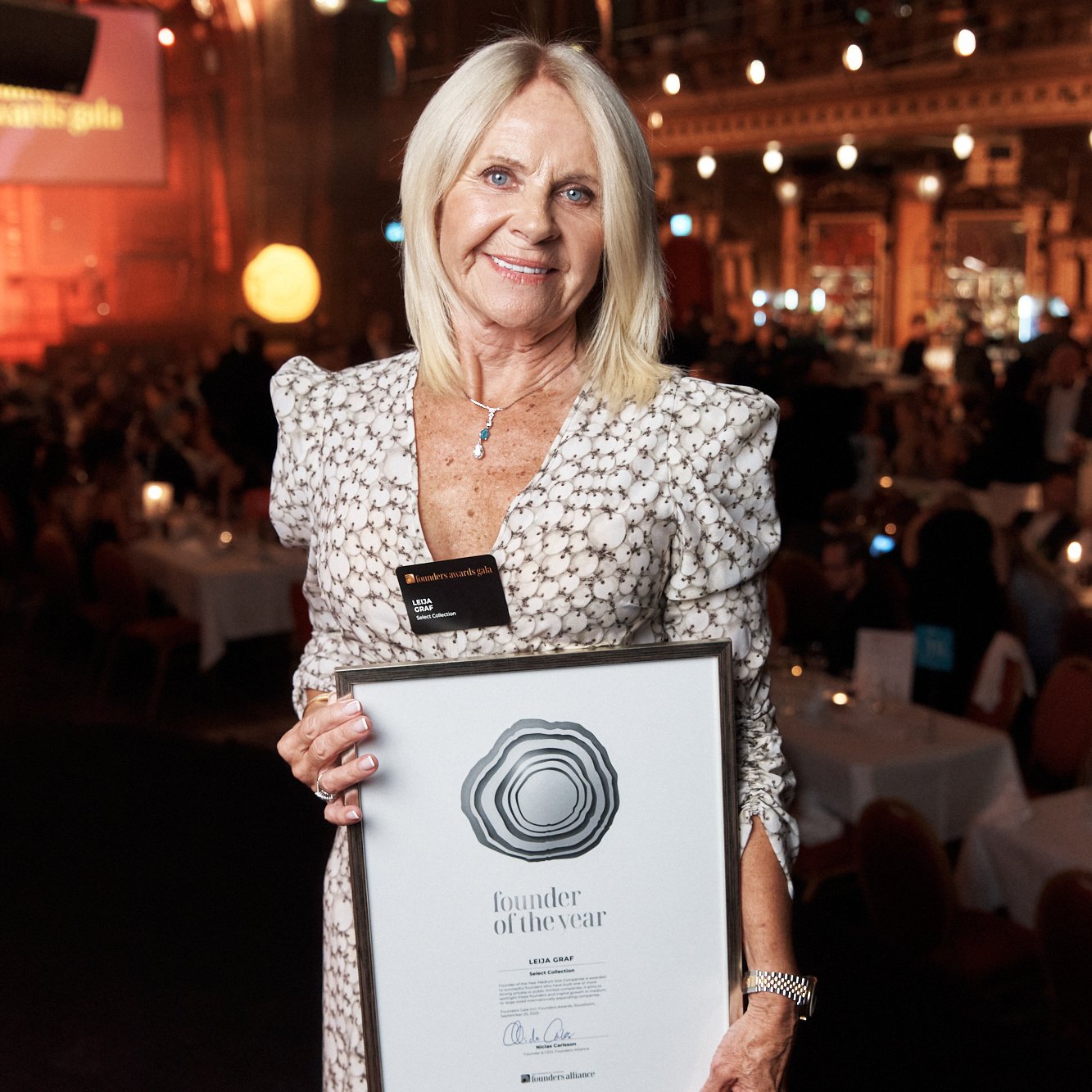 Leija Graf Select Collection